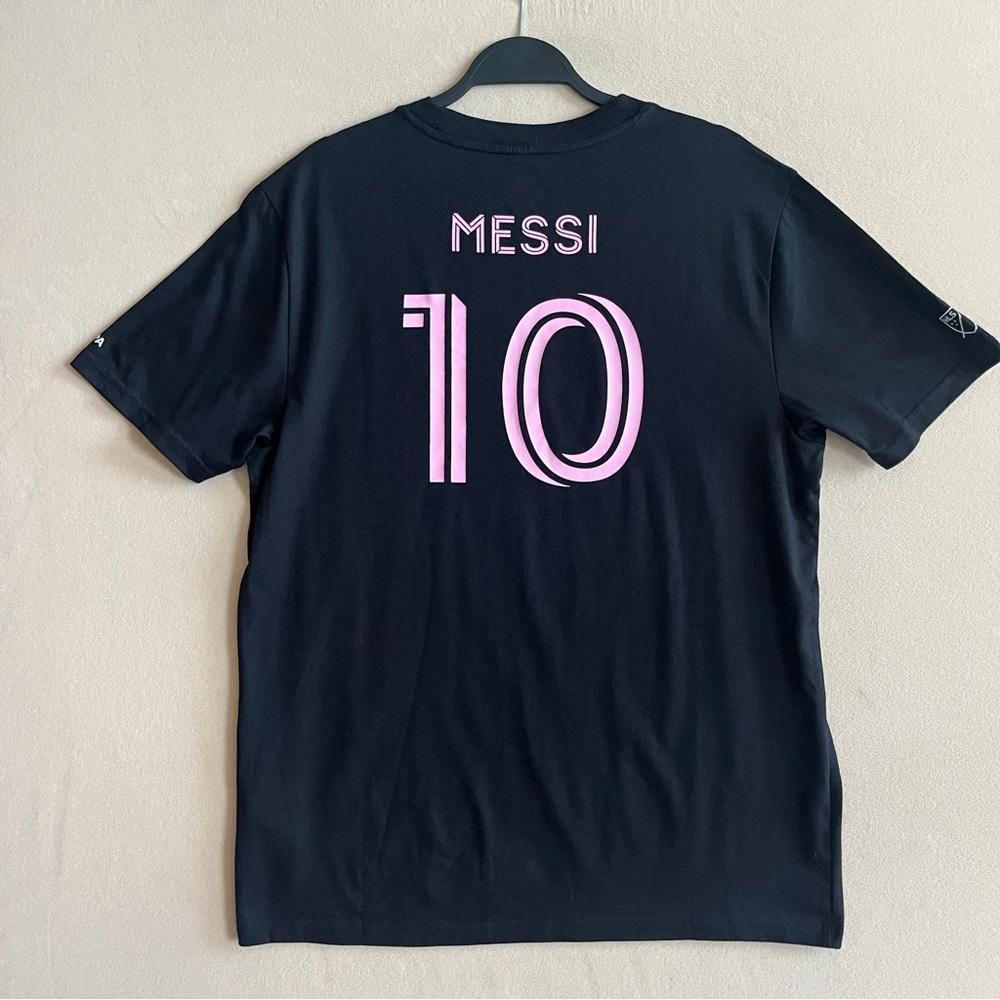 Inter Miami CF Messi #10 Official MLS Licensed Black T-Shirt Men’s FIFA‎